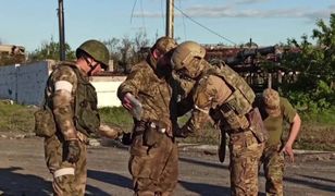 Rosyjska propaganda o obrońcach Azowstalu: "Tych, których nie rozstrzelamy, wysłać do obozów pracy"