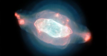 Teleskop Hubble’a dostarczył nowe niesamowite zdjęcia kosmosu. Oto, co kryje się w przestrzeni wokół nas