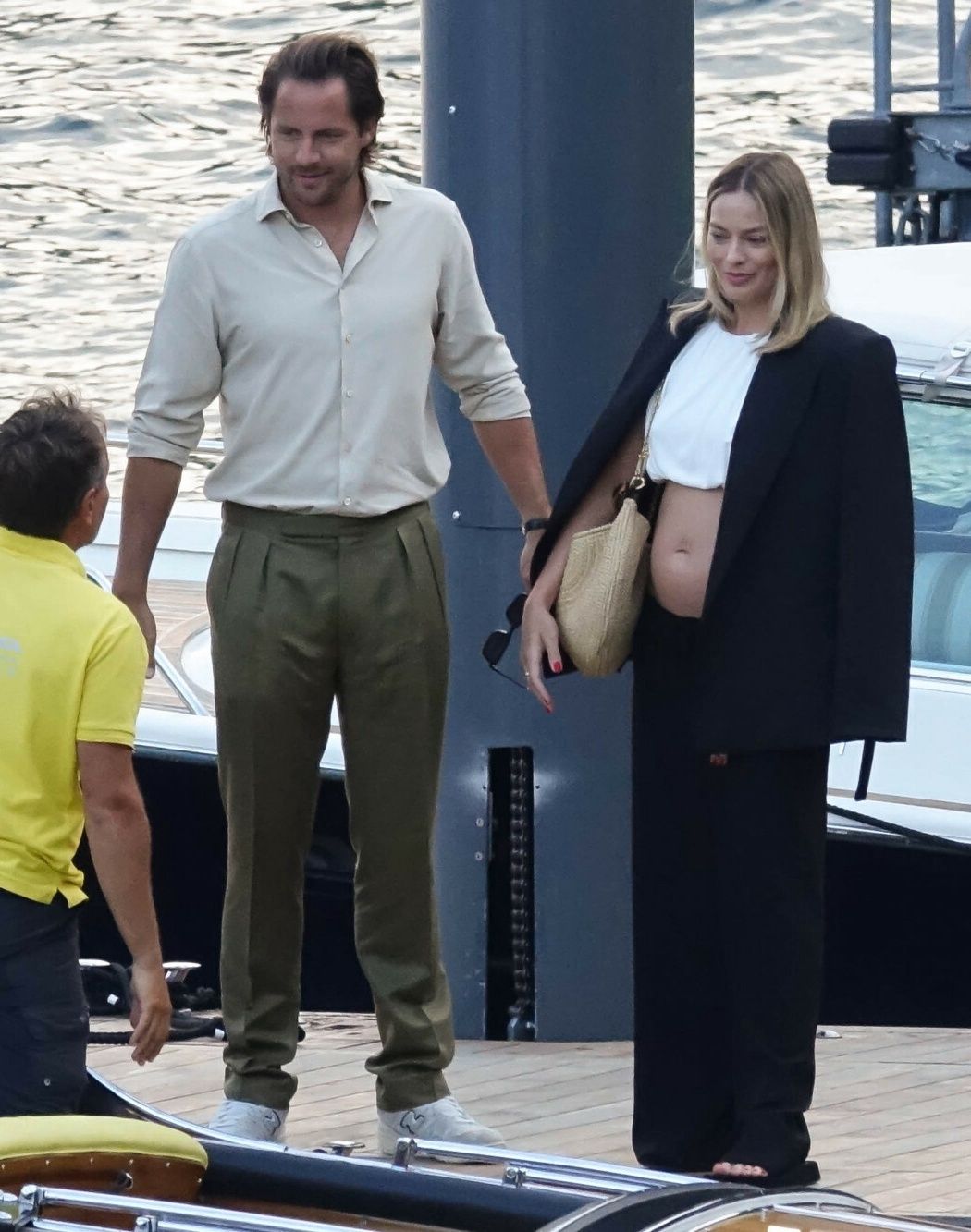 Margot Robbie z ciążowym brzuszkiem