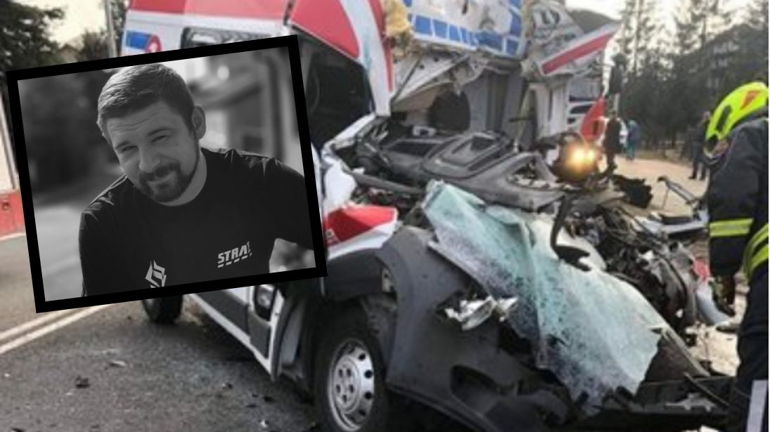 Na skrzyżowaniu ulic Siewierskiej i Kromołowskiej  w Zawierciu doszło do zderzenia karetki z samochodem ciężarowym. 