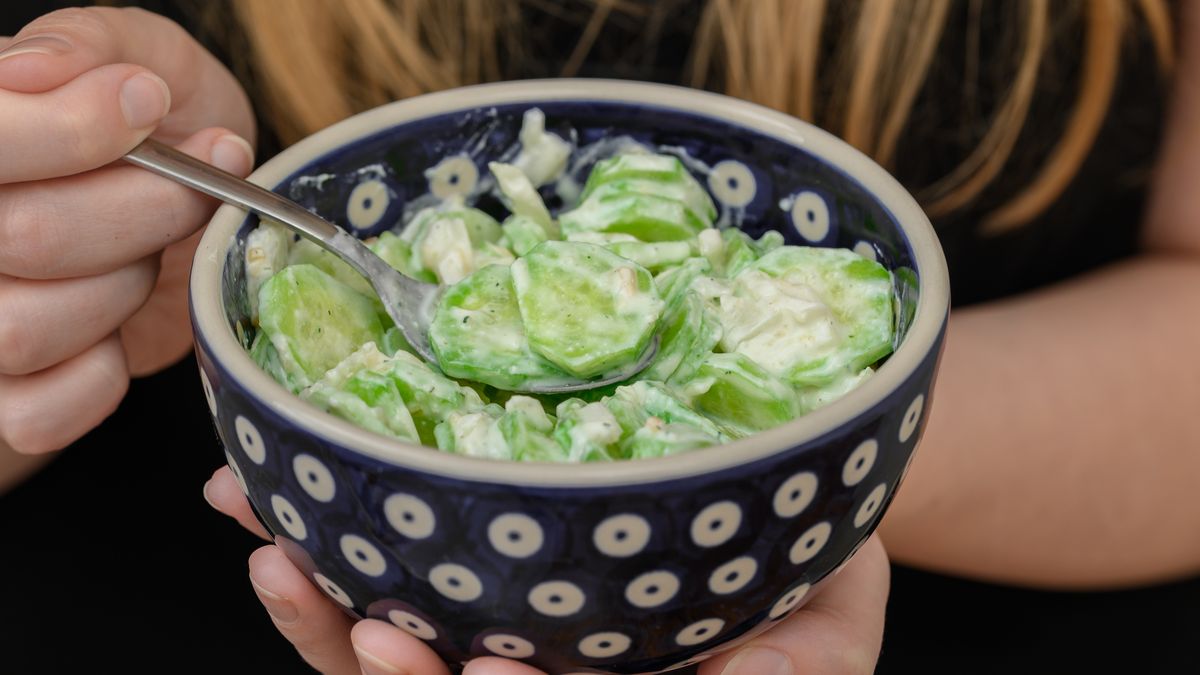 Mizeria ze zsiadłym mlekiem smakuje obłędnie