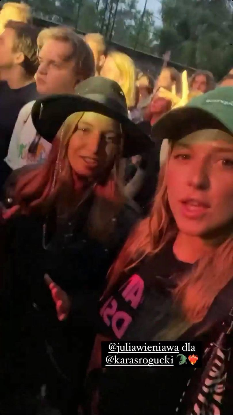 Julia Wieniawa i Jessica Mercedes na koncercie