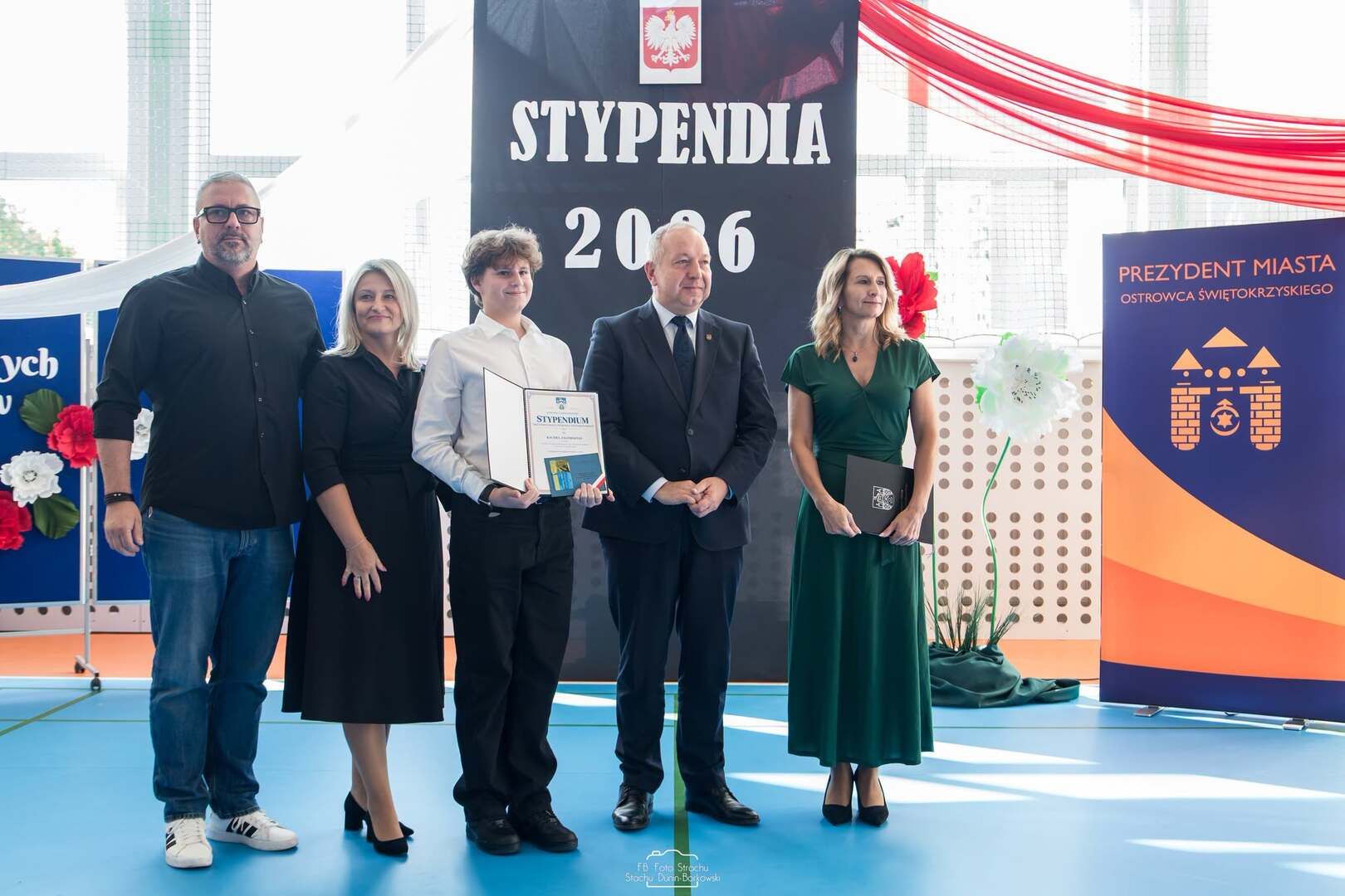 Młode talenty nagrodzone przez Prezydenta.