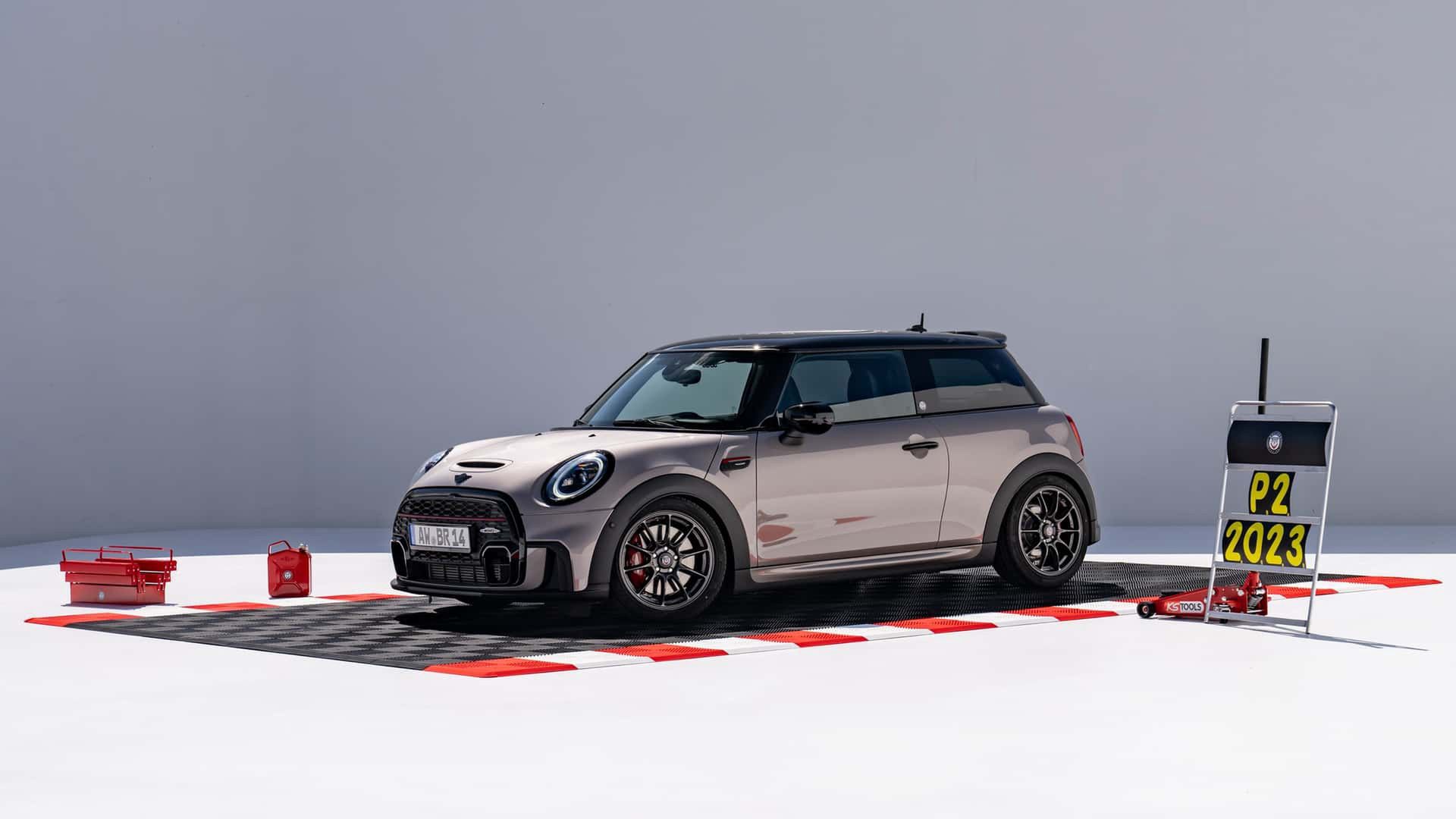 Mini John Cooper Works Bulldog Racing Edition