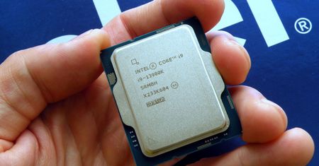 Intel przesadził z ustawieniami. Użytkownicy zgłaszają problemy z procesorami