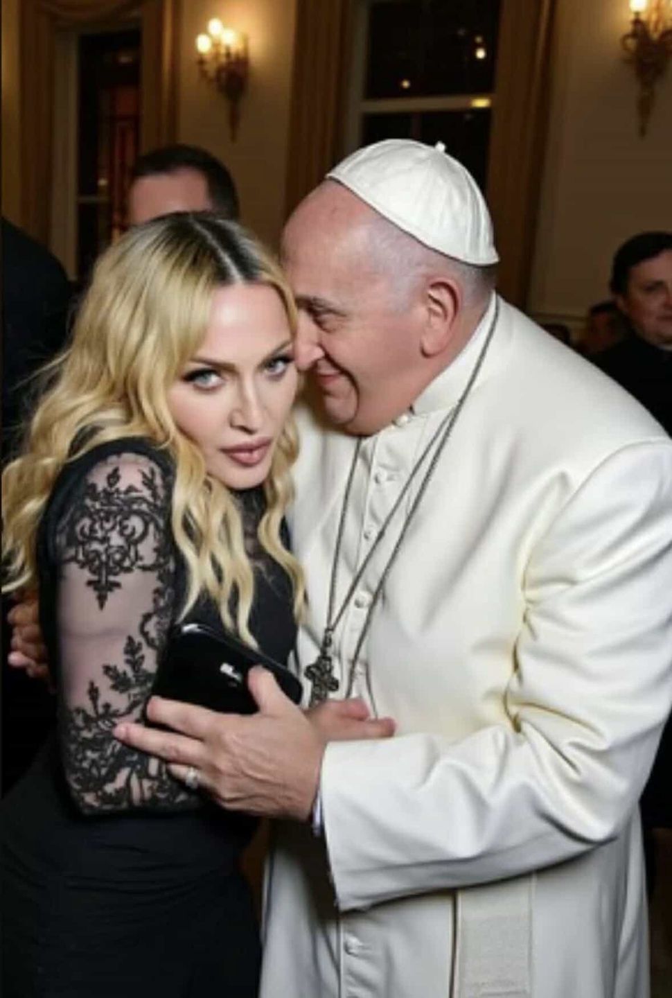 Madonna szokuje fotkami z papieżem Franciszkiem