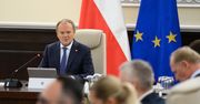 Premier przedłużył obowiązywanie stopni alarmowych. Padła data