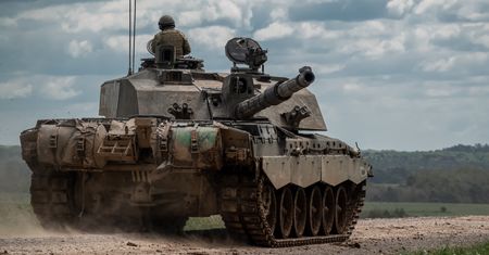 Zmienili zdanie. Ukraina otrzyma więcej potężnych czołgów Challenger 2
