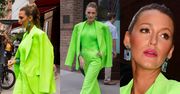 Promienna Blake Lively w neonowym garniturze