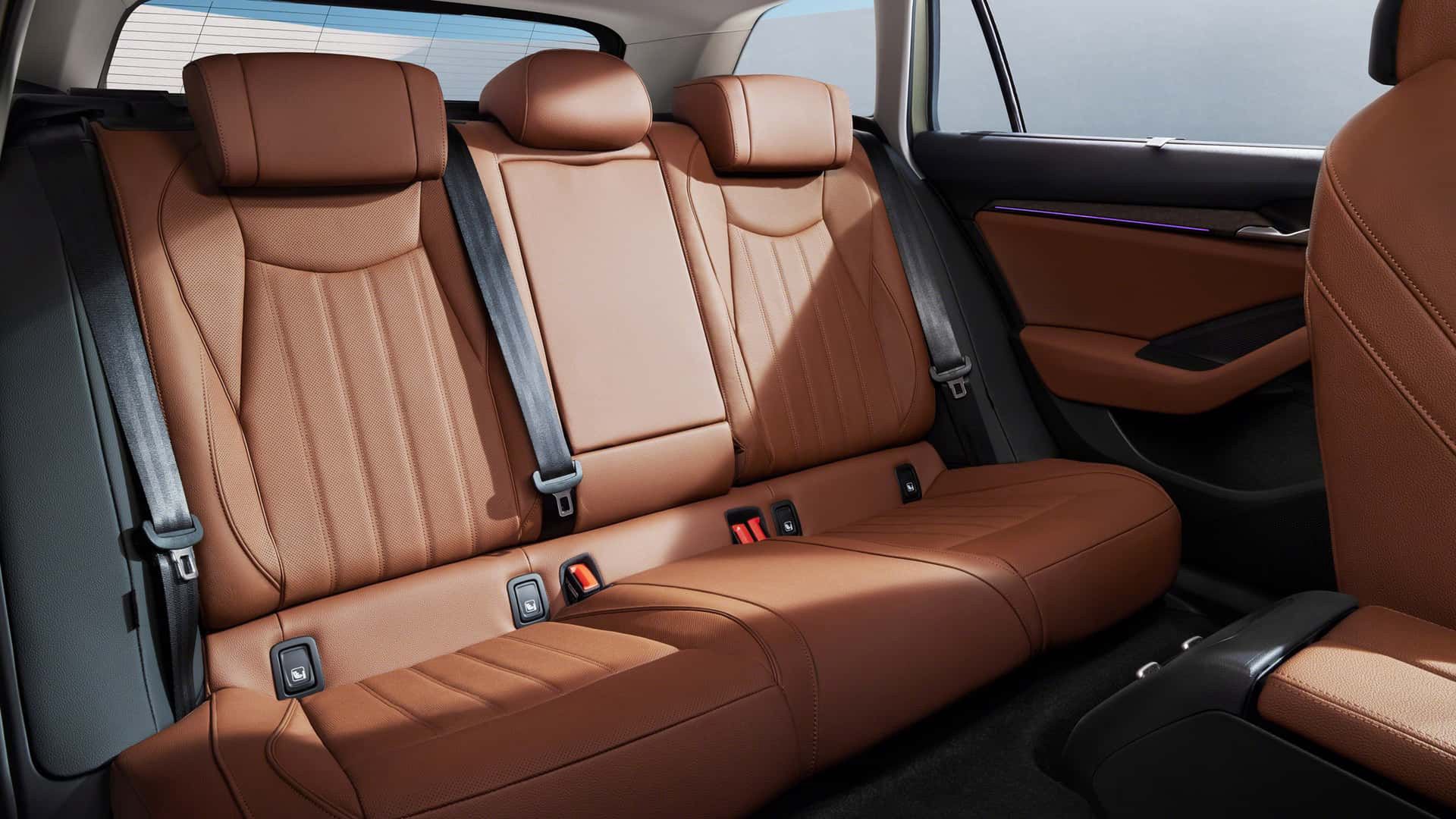 Nowa Škoda Superb