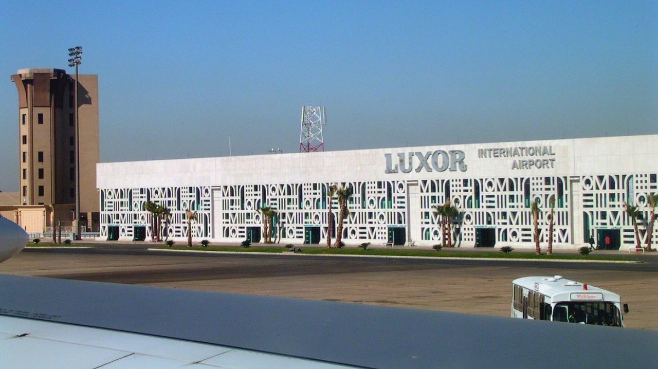 There are no direct flights from Poland to the airport in Luxor.