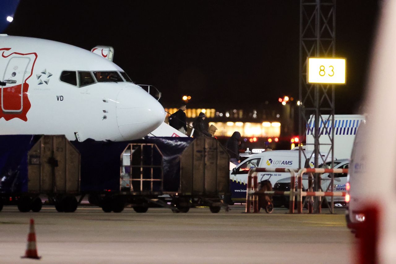 Jest już w Polsce. Samolot z Pawłem Szopą wylądował