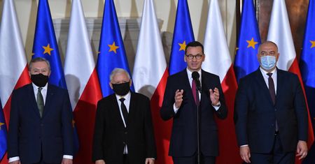 Rekonstrukcja rządu. Odchodzący ministrowie dostaną odprawy