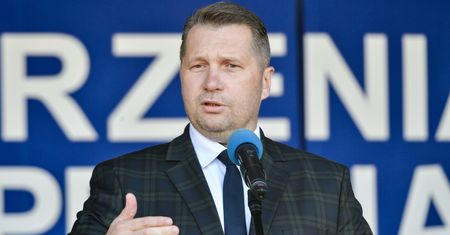 Przemysław Czarnek podszedł do dziewczynki. Tego się nie spodziewał