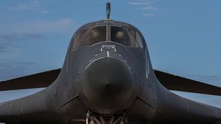 Były niezastąpione w Afganistanie. Teraz zrzucają bomby w Iranie