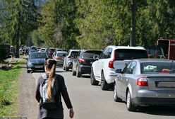 Płatne parkingi w weekendy? Kurorty górskie chcą dokręcić śrubę Polakom