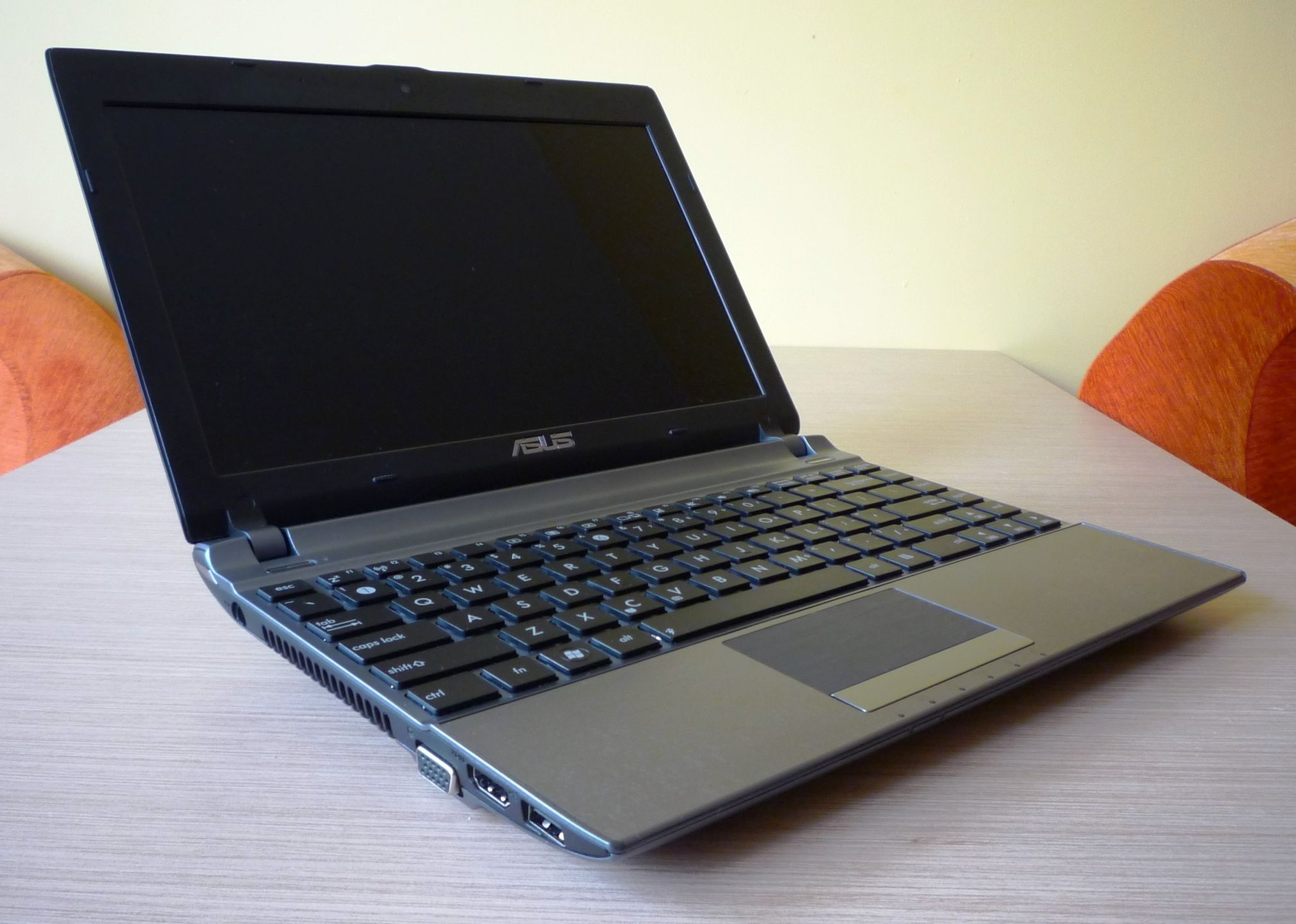 Asus U24E - i nie chcesz ultrabooka! [test cz. 1.] 3