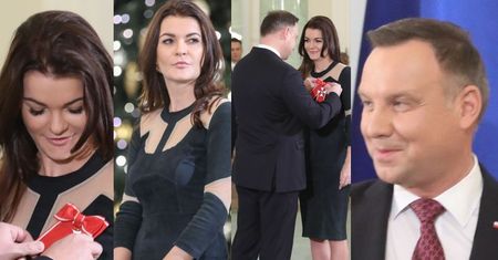 Elegancka Radwańska odbiera Krzyż Komandorski z rąk Andrzeja Dudy (ZDJĘCIA)