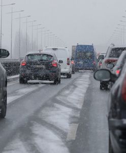 Warszawa. Paraliż na trasie S8 po dwóch kolizjach. Ogromne utrudnienia