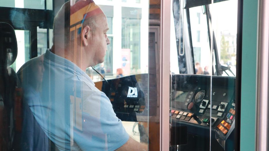 W łódzkim MPK tramwaje prowadzi 660 motorniczych. Potrzeba nowych aby reaktywować zawieszone linie, np. 13