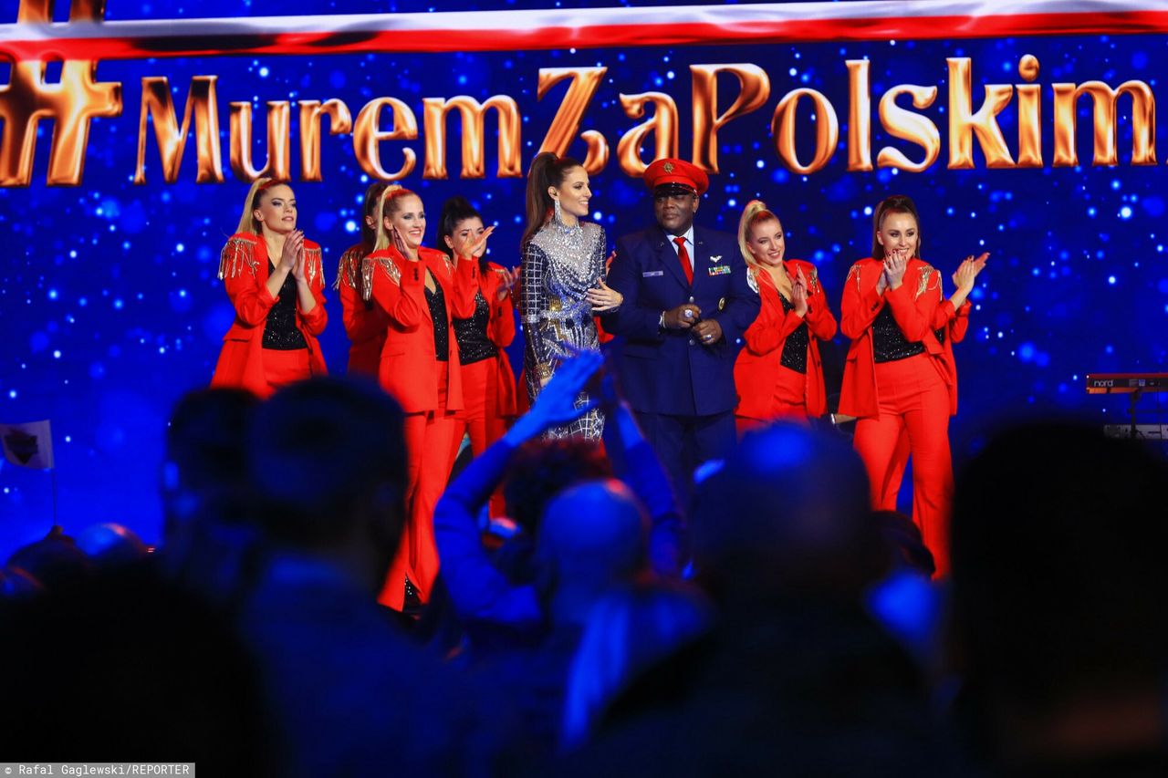 Koncert #MuremzaPolskimMundurem w TVP. "Dziękujemy wam"
