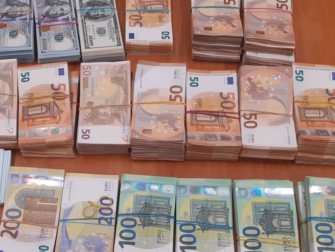 Wyłudził we Francji 600 tysięcy euro. Wpadł na Podkarpaciu