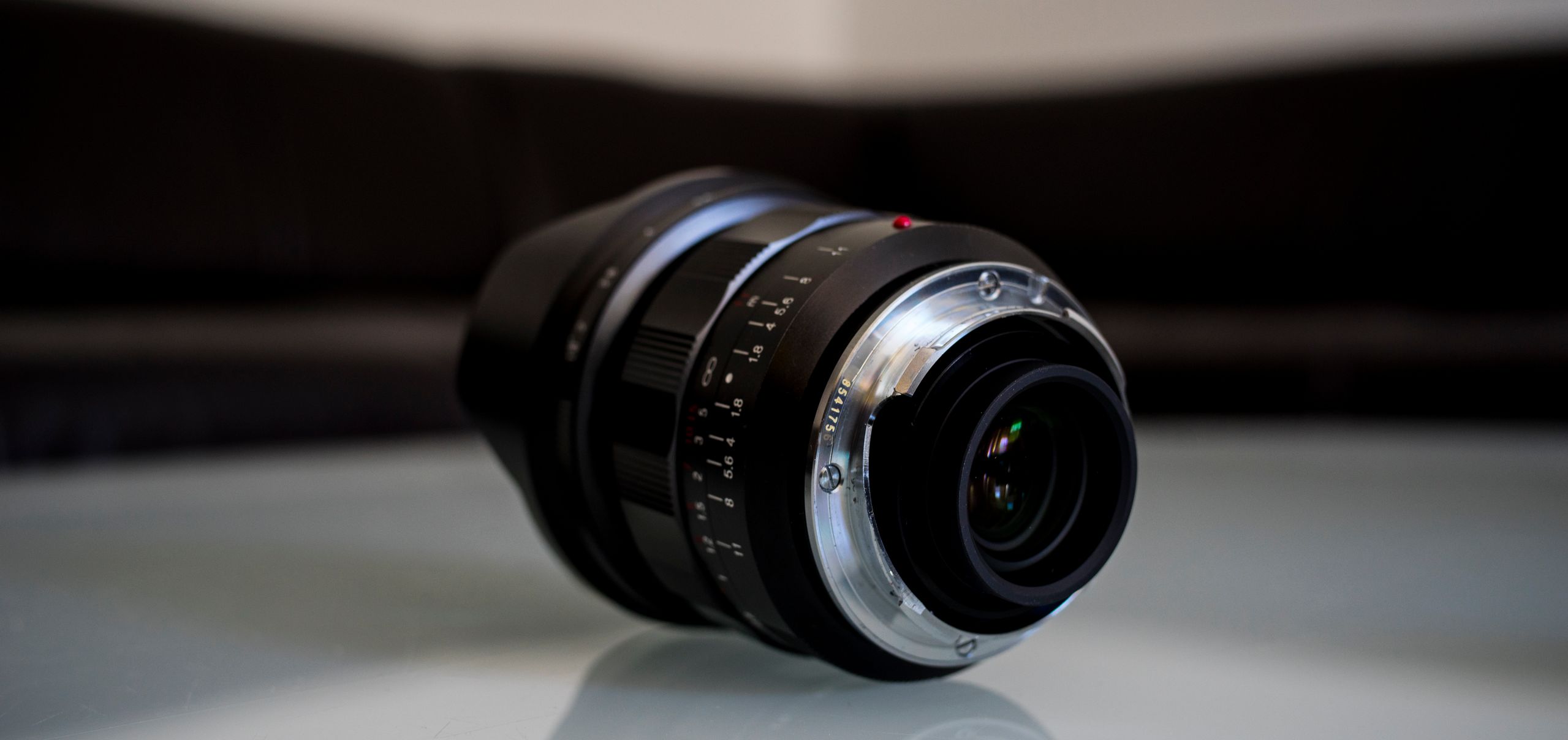 Voigtländer Ultron 21 mm f/1,8 ASPHERICAL - czarny koń ze stajni Cosina [recenzja] 6