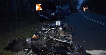 18-letni motocyklista uderzył w jadące z przeciwka Audi