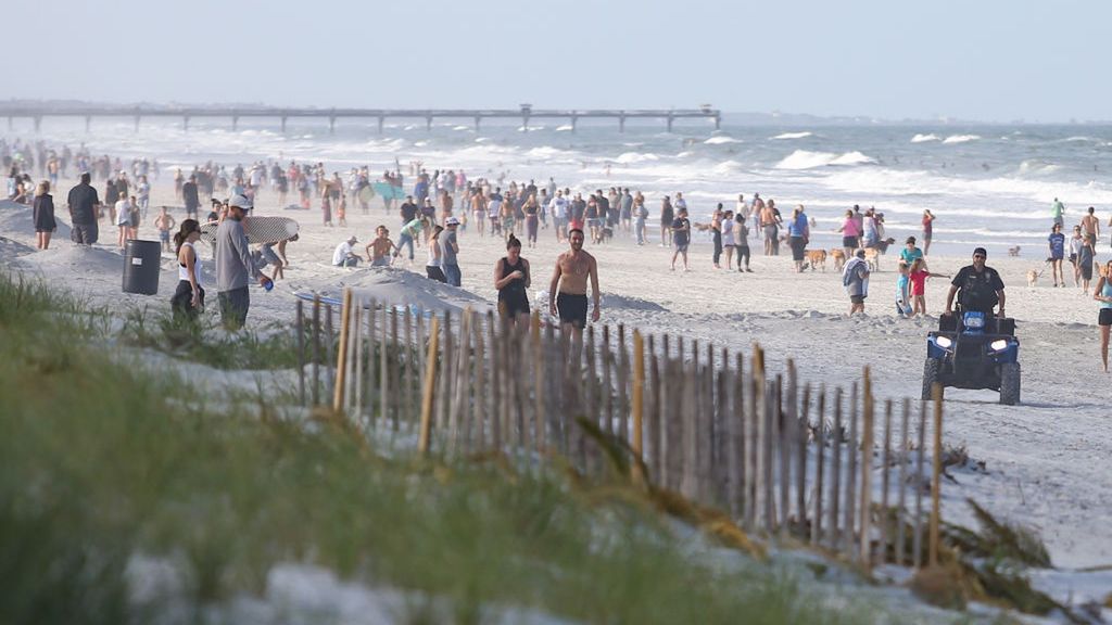 Plaża Jacksonville zapełniła się  30 minut