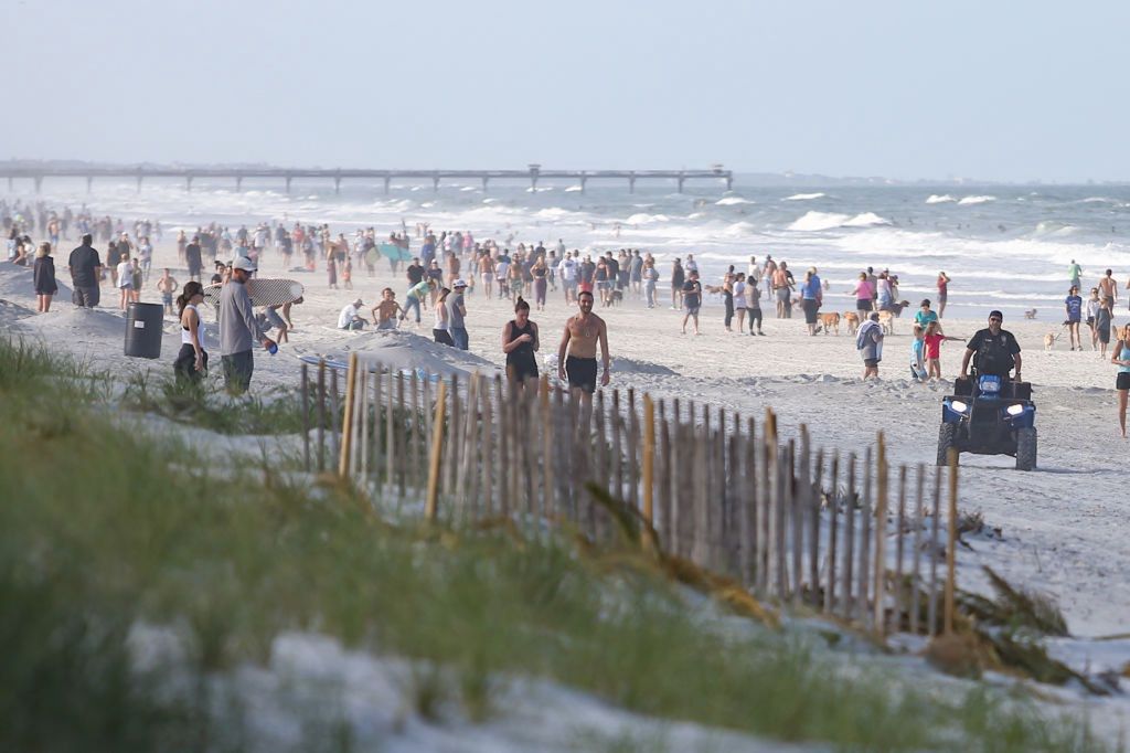 Plaża Jacksonville zapełniła się  30 minut