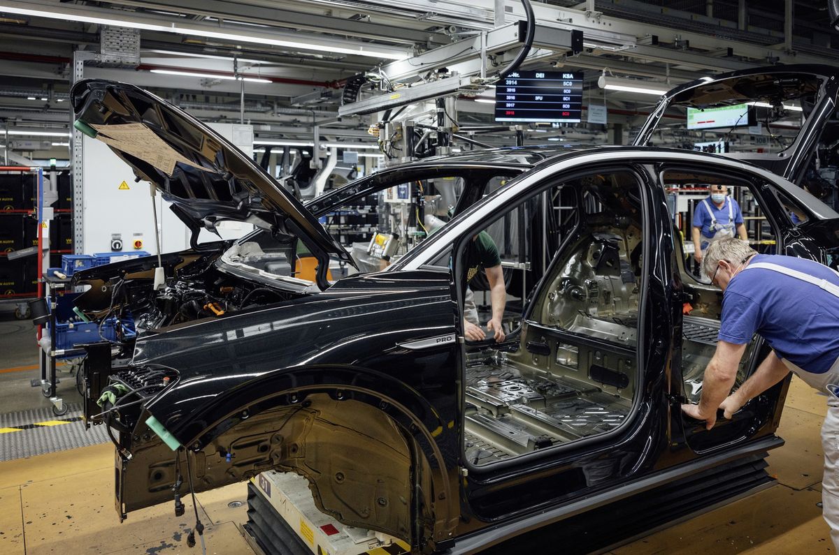 Volkswagen zredukuje zatrudnienie