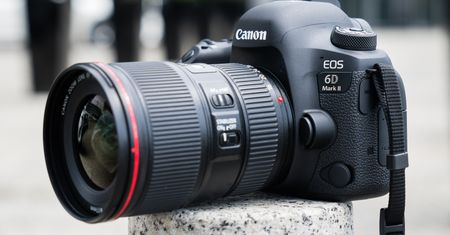 Canon EOS 6D Mark II - budżetowa pełna klatka powraca. Pierwsze wrażenia