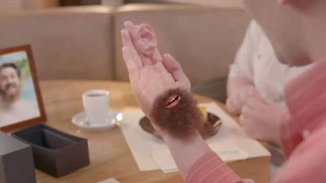 Tydzień w krzywym zwierciadle: sukces Microsoftu i cykl życia produktu według HTC 1