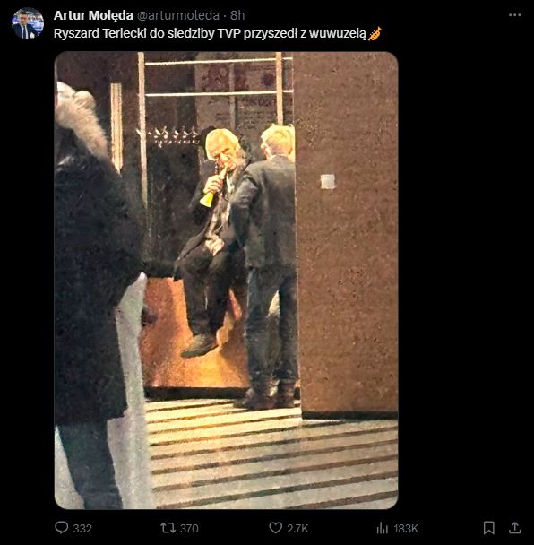 Tak wyglądała nocna "obrona" TVP przez PiS