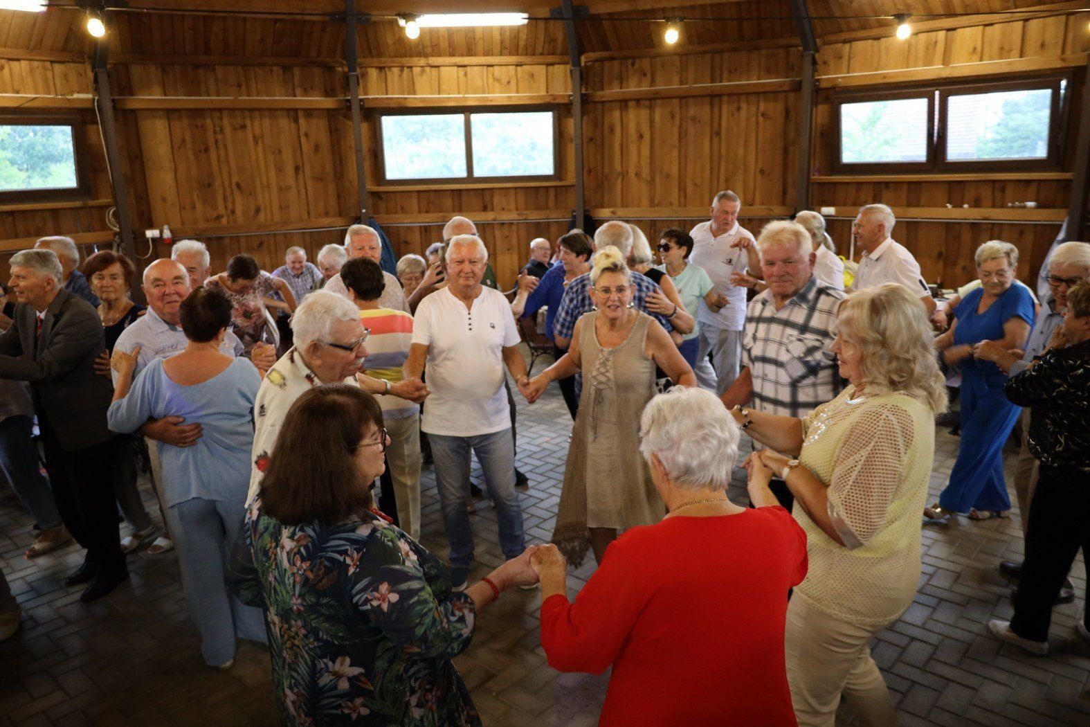 Taneczny piknik seniorów z Pleszewa