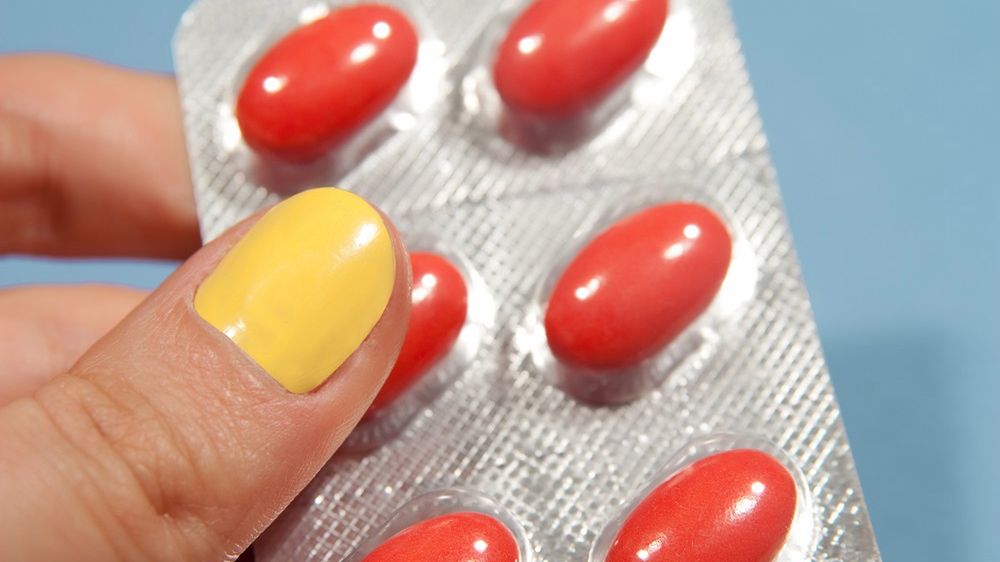 Polacy biorą go na potęgę, ale często popełniają błędy. Konsekwencje dla serca i tarczycy