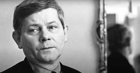 Mija 25 lat od śmierci Zbigniewa Herberta. Ile wiesz o jego życiu i twórczości?