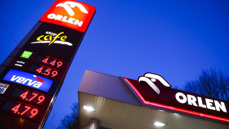 Orlen wyczuł pieniądz. Koncern wprowadza punkty gastronomiczne w kioskach Ruch
