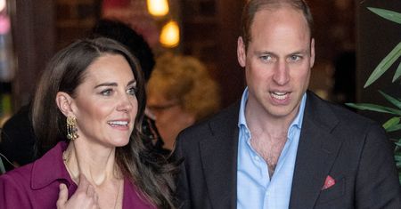 Ekspertka ujawnia, jak książę William i Kate Middleton czują się w ogniu SKANDALU. "Ciężko im to wszystko ignorować"