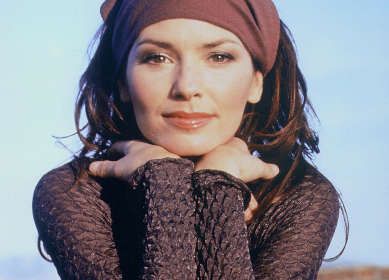 Shania Twain in 2001