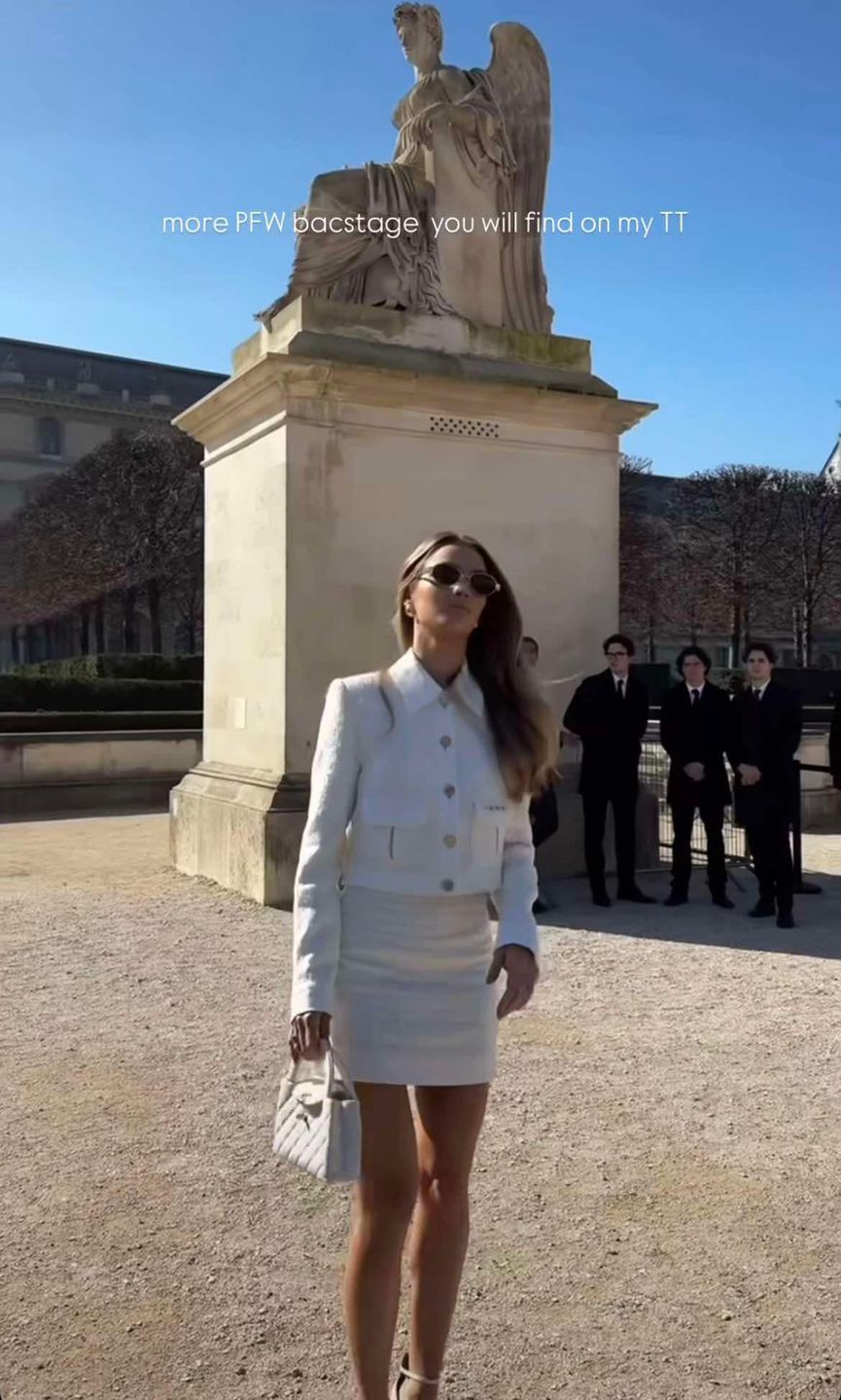 Agata Sieramska zadała szyku w bieli na paryskim Tygodniu Mody