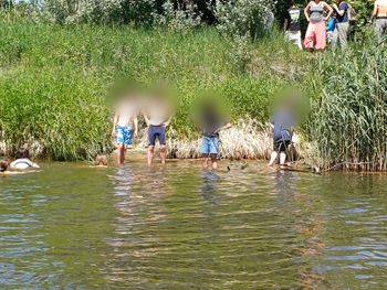 Młodzi turyści kąpali się w Odrze. Interweniowała straż miejska