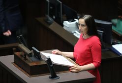 Powrót Janowskiej do klubu PiS. Politycy opozycji pytają: co dostała w zamian?