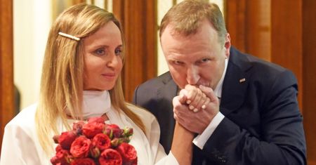 Jacek Kurski wziął ślub kościelny. Jego żona Joanna: "Nigdy nie jest za późno na miłość"