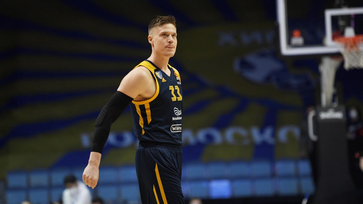 MOSCOW, RUSSIA - DECEMBER 11: Jonas Jerebko, #33 of Khimki Moscow Region in action during the 2020/2021 Turkish Airlines EuroLeague Regular Season Round 13 match between Khimki Moscow Region and CSKA Moscow at Arena Mytishchi on December 11, 2020 in Moscow, . (Photo by Ivan Korzhenevskiy/Euroleague Basketball via Getty Images)