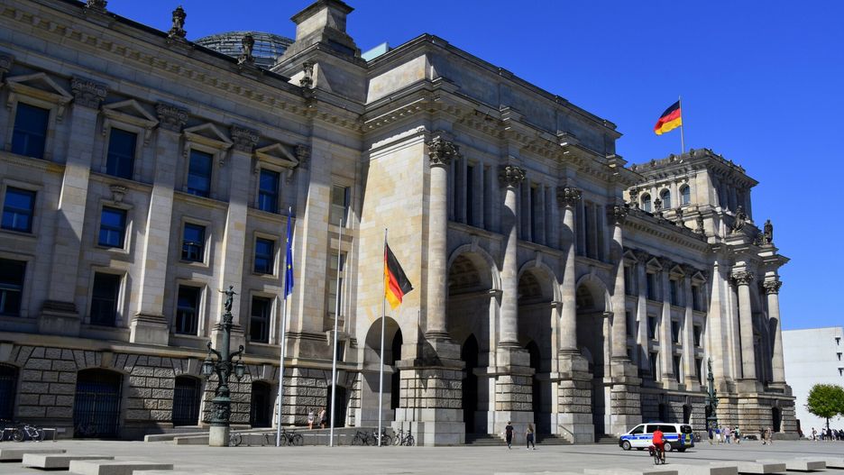 Większość Niemców uważa, że kraj nie radzi sobie z uchodźcami
