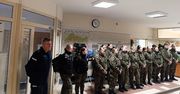 Warszawa: Uczniowie mundurówki z wizytą w Komisariacie Rzecznym Policji