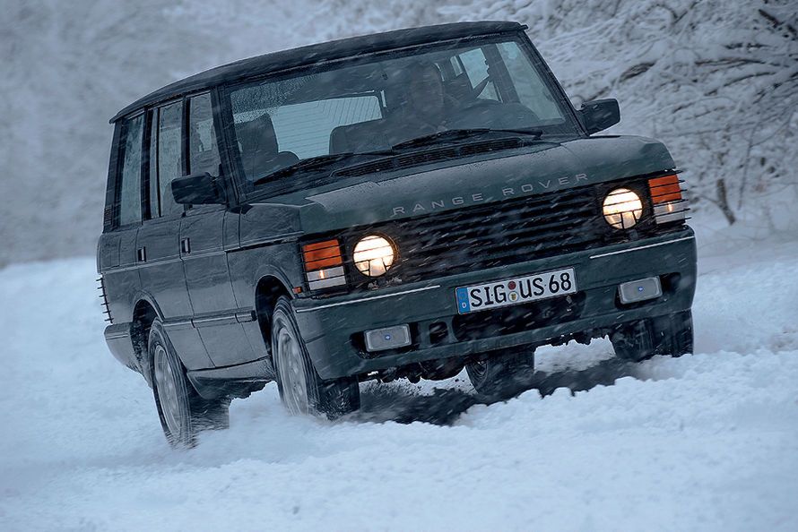 Zima po części sprzyja zakupom. Sprawdzimy jak silnik zachowuje się w niskich temperaturach, a na śniegu sprawdzimy jak działa napęd 4x4 (fot. 4wheelfun.de)