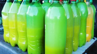 Zwiększa ryzyko udarów i tętniaków. Takich napojów unikaj jak ognia