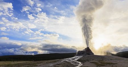 Tykająca bomba pod Yellowstone. Kiedy wybuchnie superwulkan?